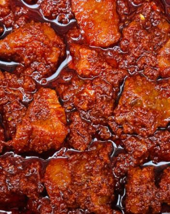 Buy Chicken Pickle online - Pickle Basket Chicken Pickle - Non-Vegetarian Pickle from Pickle Basket
